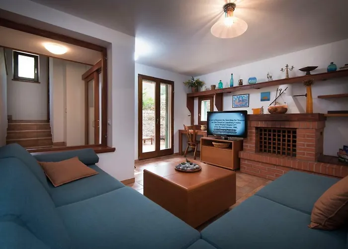 Kuca Za Odmor Pecilovo Holiday home Vinisce